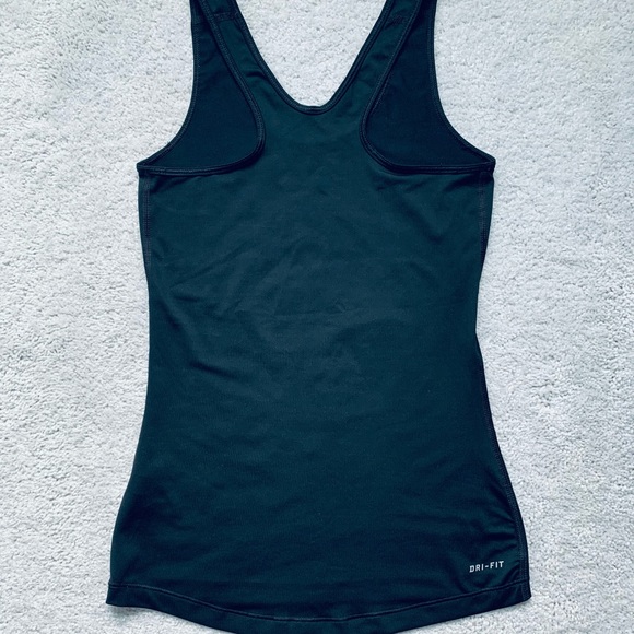 Nike Pro Racerback Tank - Picture 3 of 3
